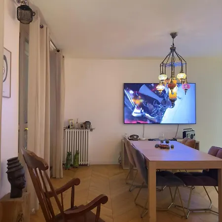 Appartamento 12 Proche Du Centre Avec Parking *
